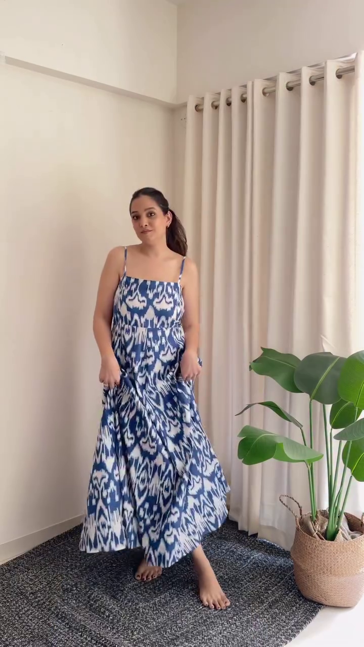 Chic Casual Skirt Outfit – Modern Minimalist Everyday Look