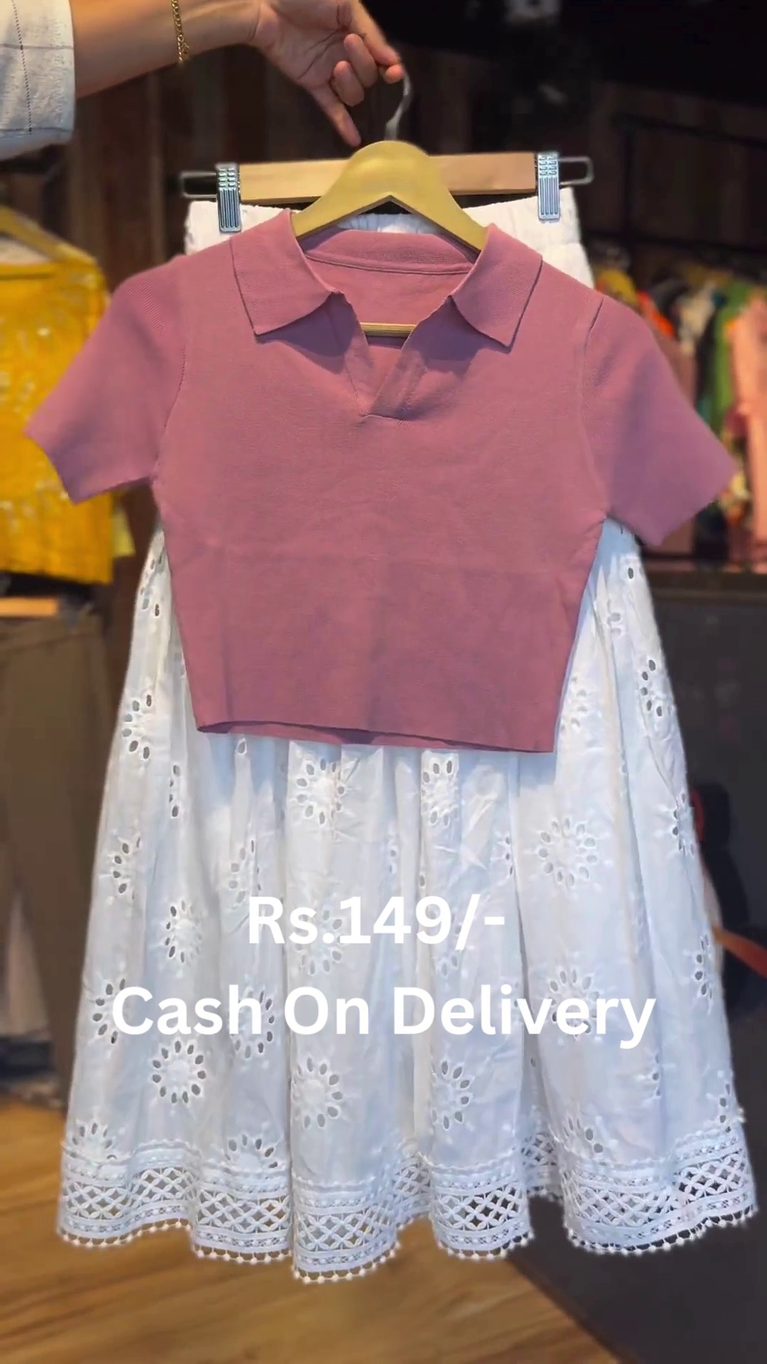 Trendy Girls’ Two-Piece Dress – Stylish Comfort for Just Rs.149