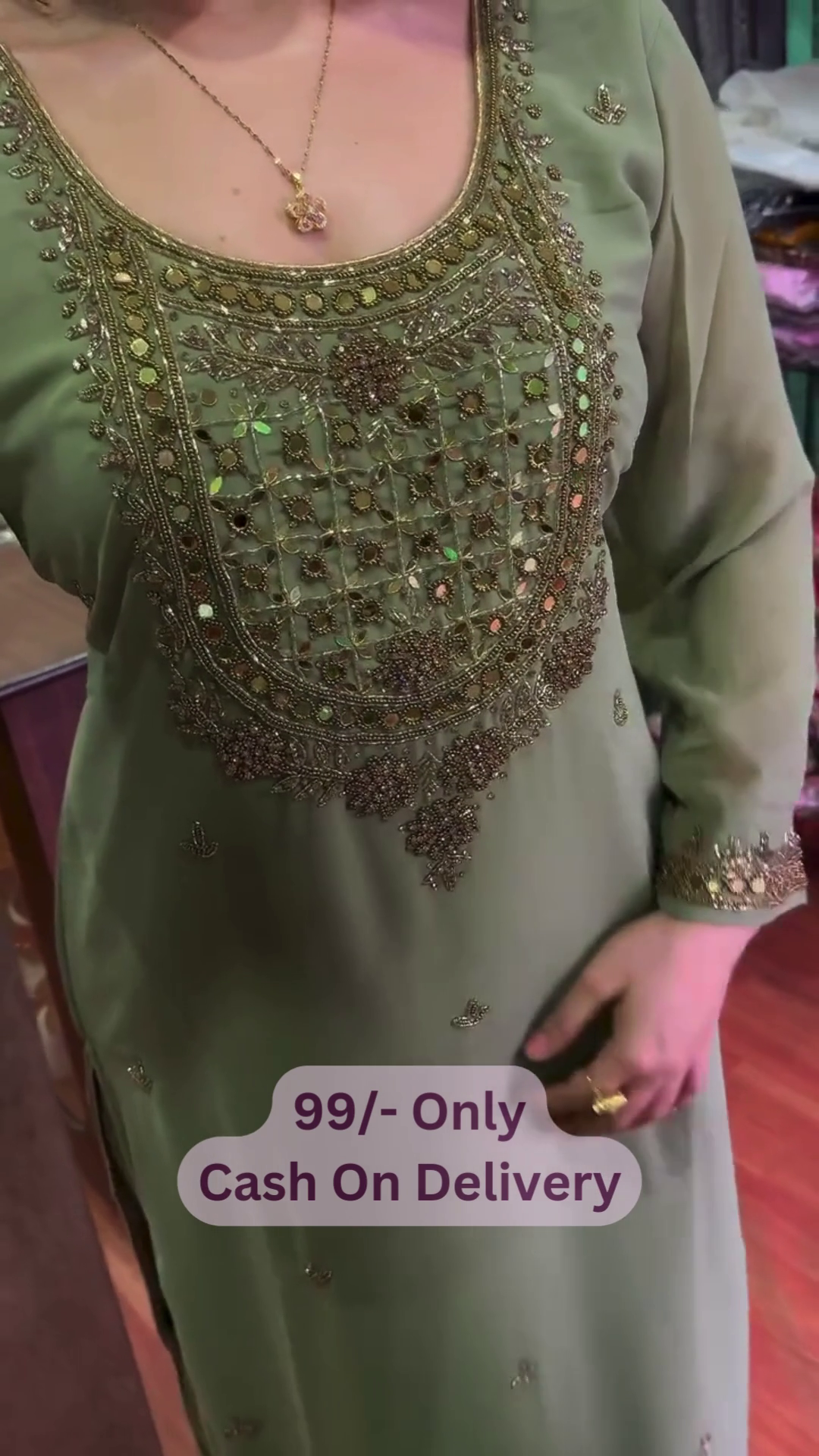 Graceful Embroidered Green Kurta for Festive Elegance