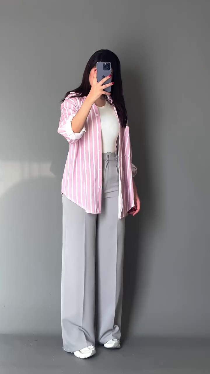 Minimal Street Style Outfit – Relaxed Modern Fashion