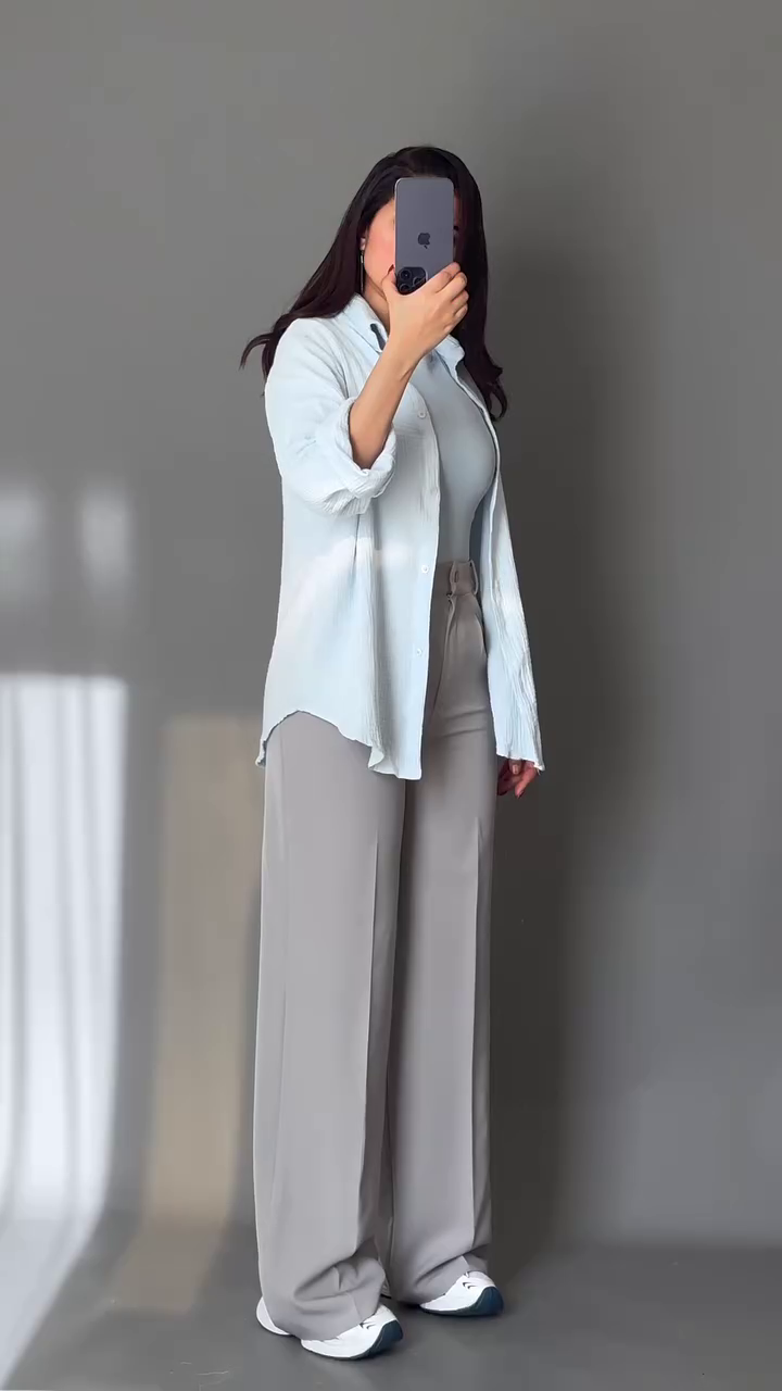 Minimal Street Style Outfit – Relaxed Modern Fashion