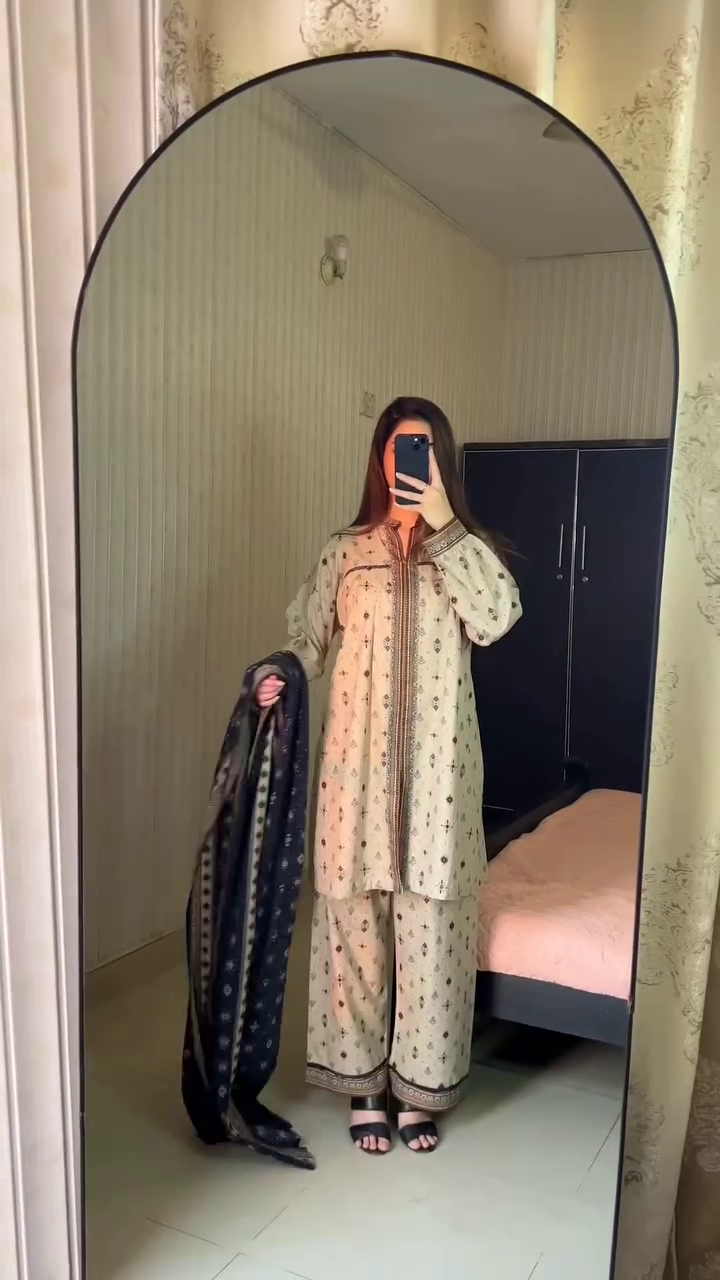 Classic Ethnic Kurta Set – Timeless Traditional Look