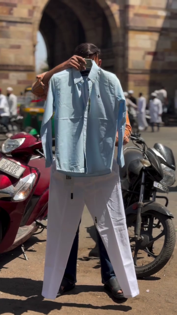 🤎 Trendy Brown Shirt Look – Bold Street Style