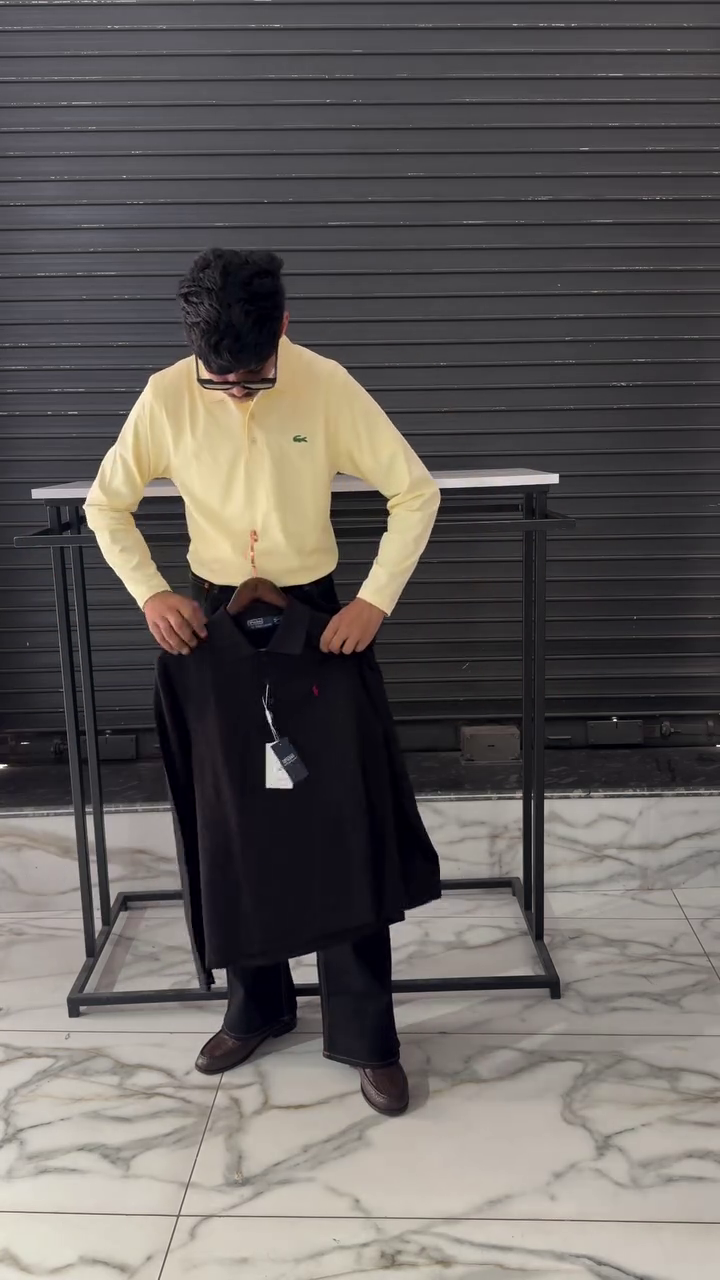 🖤 Classic Black Polo – Timeless & Versatile