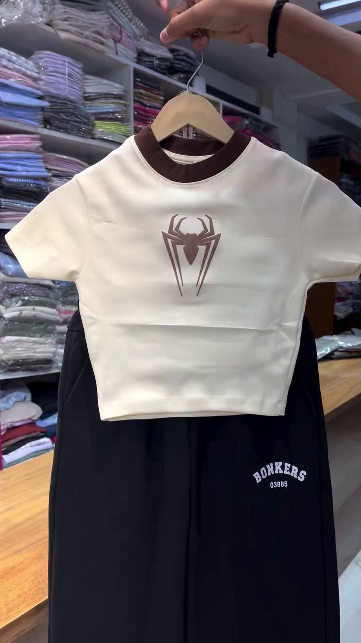 🖤 Edgy Graphic Co-ord Set – Street Style Vibes