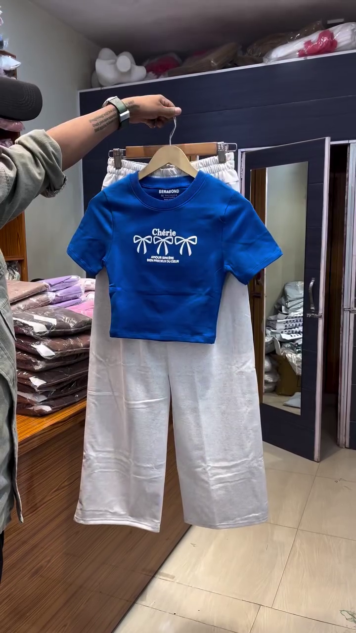 🖤 Edgy Graphic Co-ord Set – Street Style Vibes