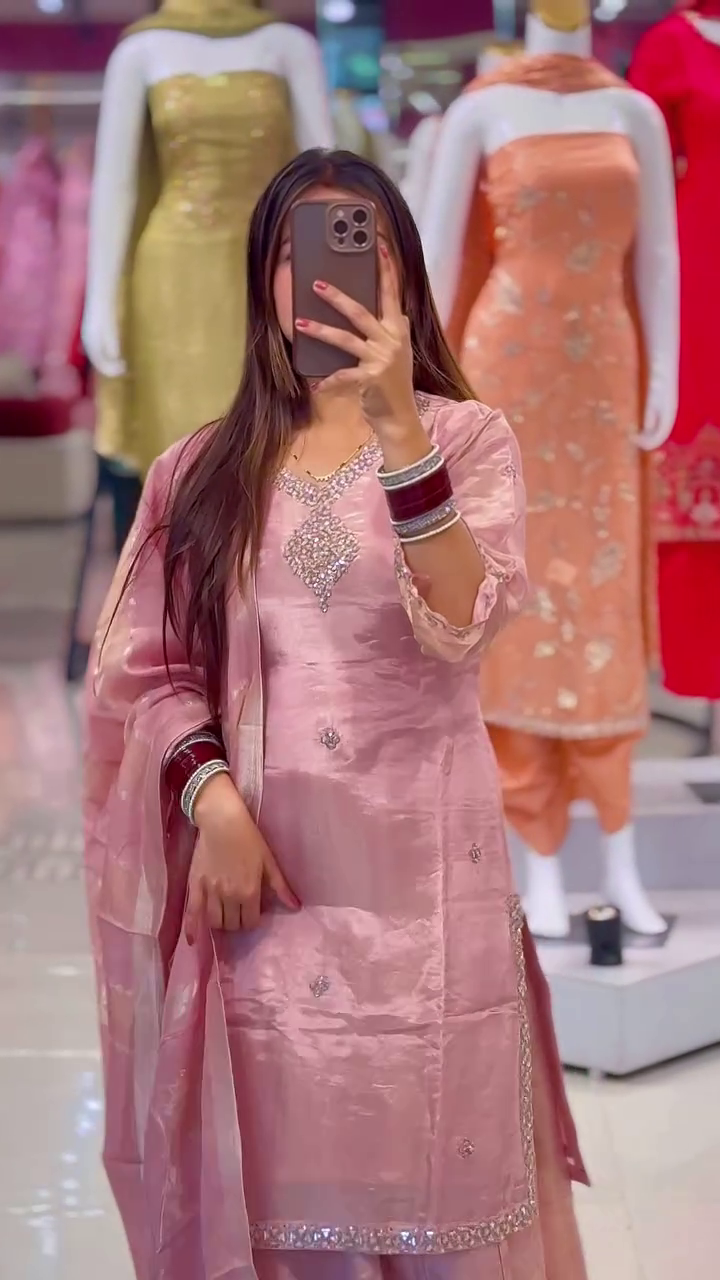 🌸 Pink Ethnic Suit – Festive Elegance Redefined