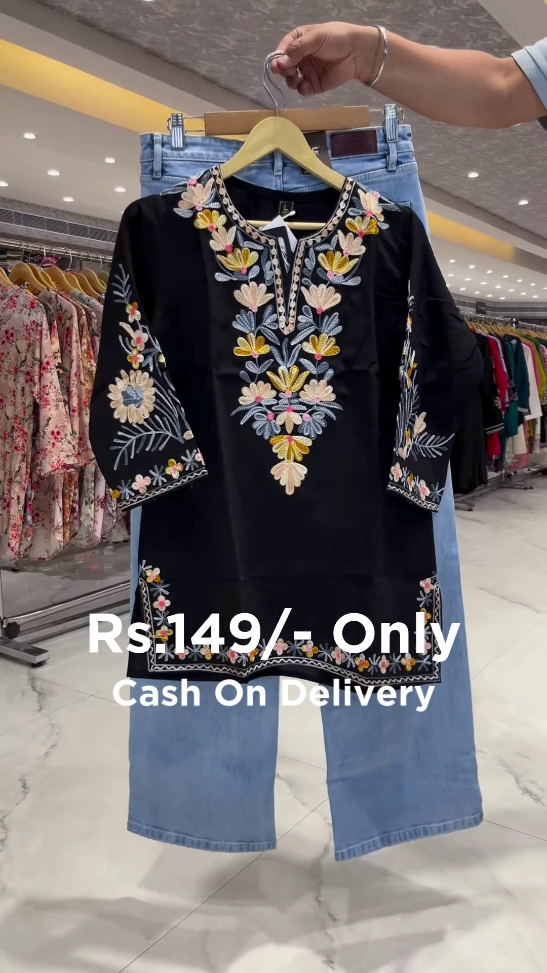 Elegant Embroidered Black Kurti Set – Chic Ethnic Style