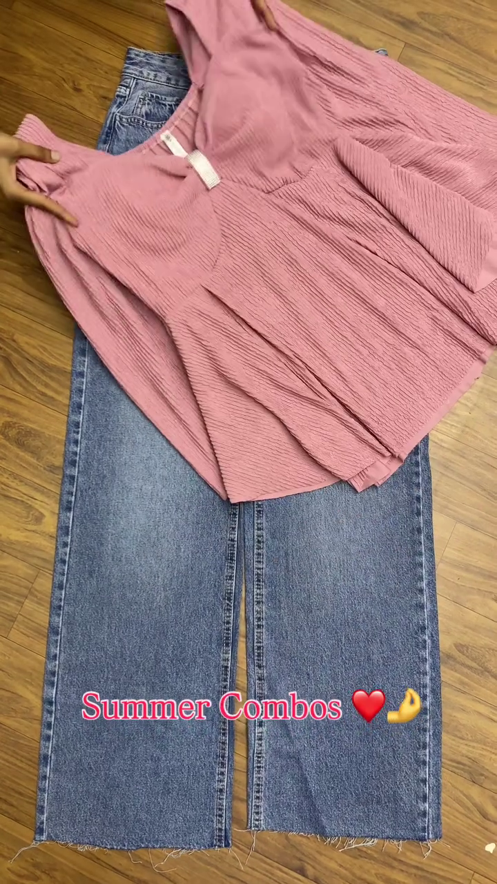 Trendy Pink Top & Wide-Leg Denim Combo – Summer Ready Style