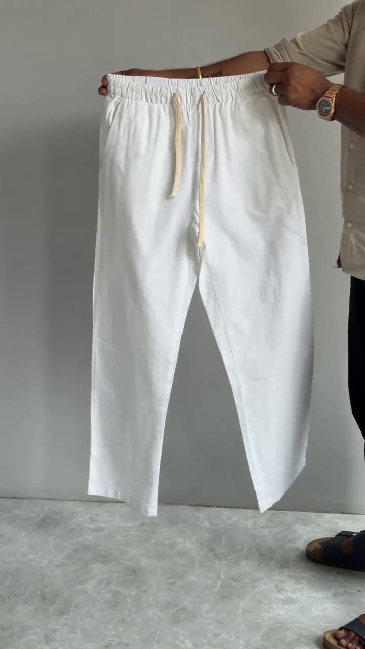 Classic Black Relaxed Fit Pants – Everyday Comfort Meets Style