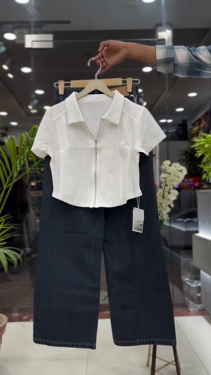 White Crop Top & Wide-Leg Denim – Effortless Modern Style