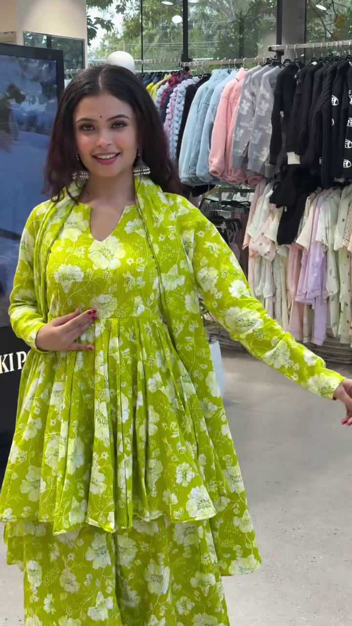 Flowy Green Printed Co-ord Set – Graceful & Breezy Elegance