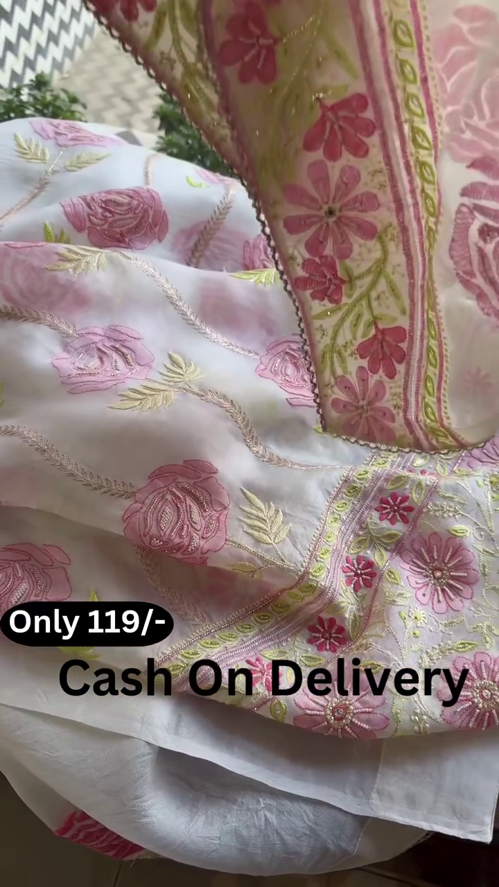 Floral Embroidered Dupatta Set – Graceful Elegance