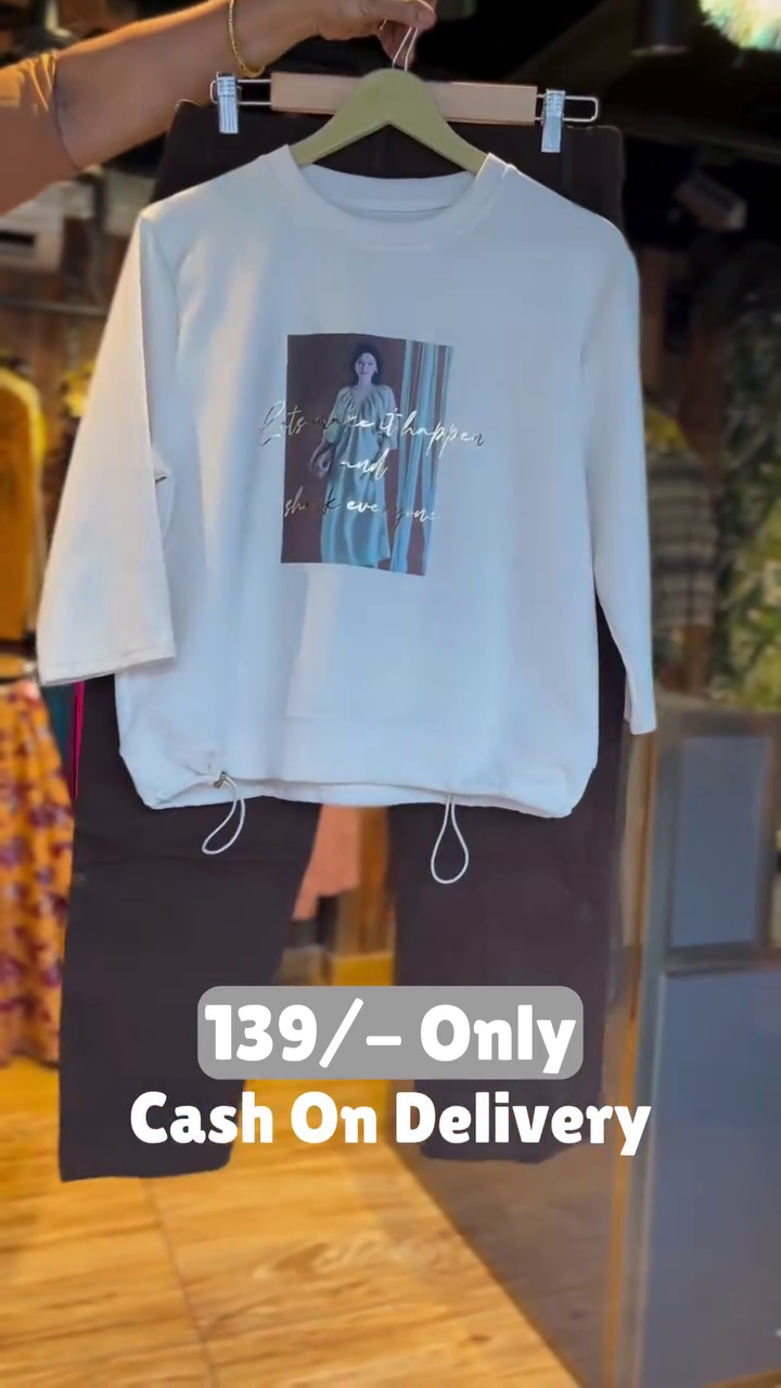 Minimal Graphic Co-ord Set – Modern Casual Style